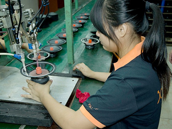 尚成科技生产场景